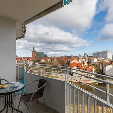 River View Nad Parseta & Balcony By Renters דירה